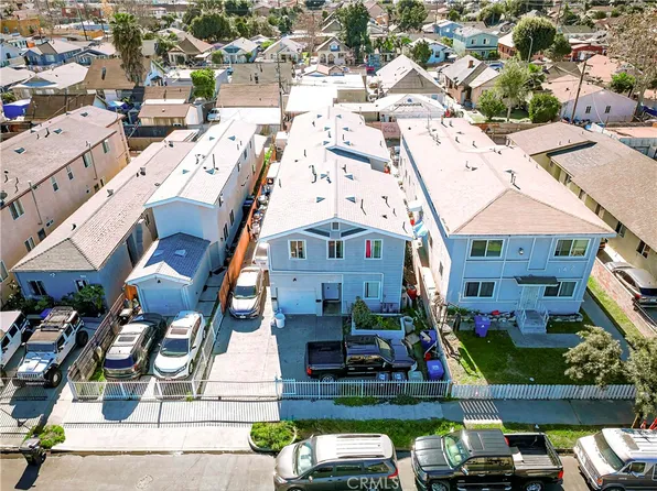 136 W 61st St, Los Angeles, CA 90003