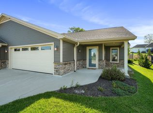 107 Willows End, Bellefontaine, OH