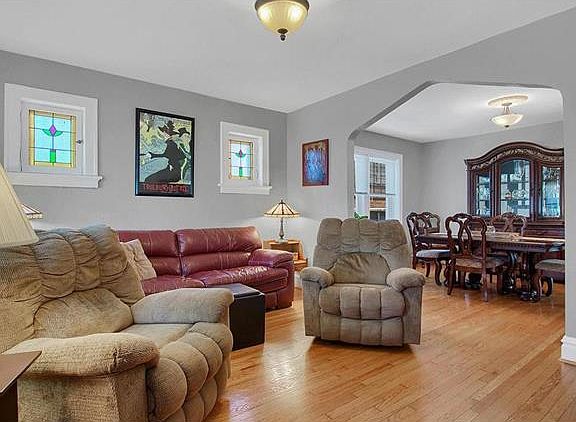 5th image of 5716 Leona St