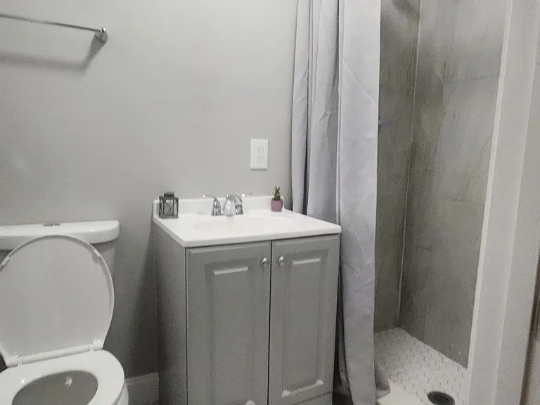 1025 Gaddis Ave — Photo 9