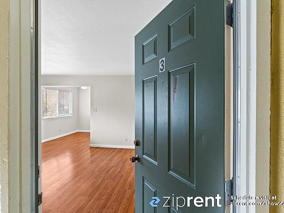 5th image of 801 Farm Dr APT 3