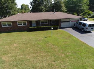 1002 E Elm St, Republic, MO 65738