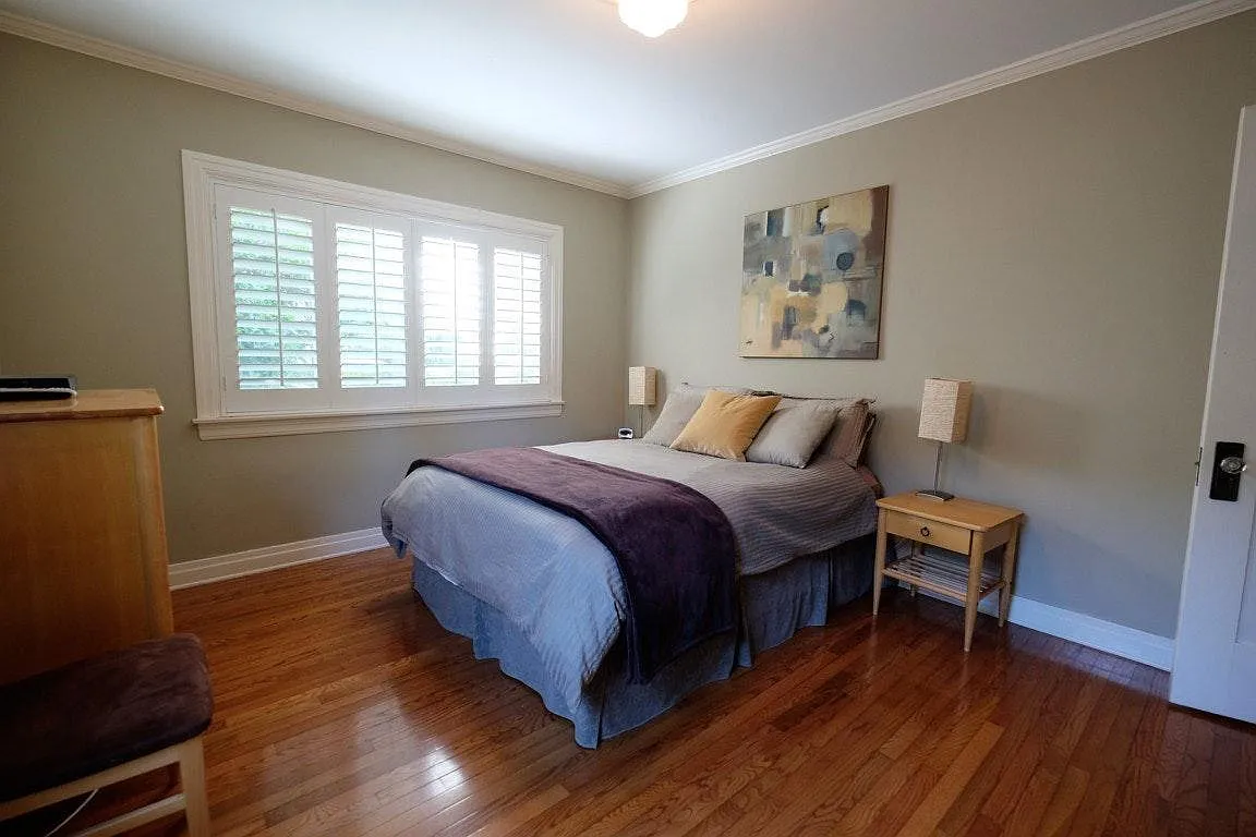 3 bed, 1836 sqft, $4,350 — Photo 4