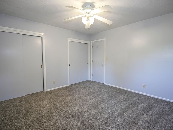 4th image of 117 S 17th St