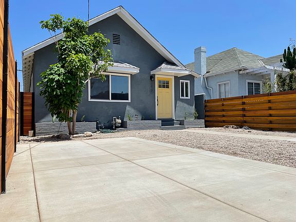 Zeroscape low maintenance landscaping