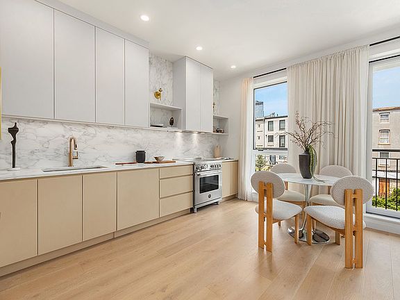 3rd image of 655 Baltic St #3