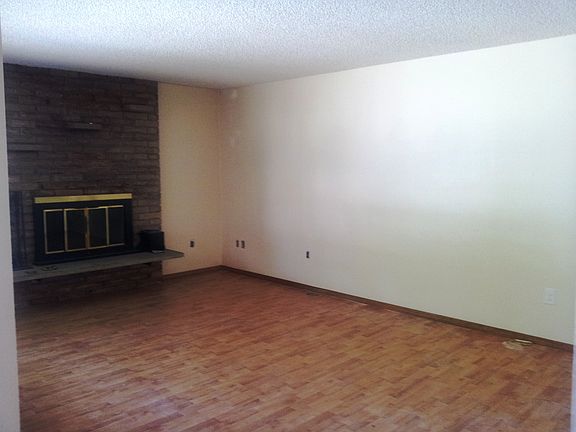 3rd image of 5724 N 42nd St