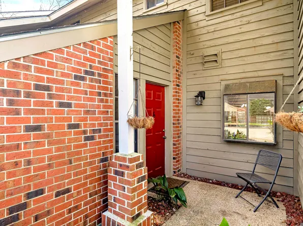 1900 False River Dr, New Roads, LA 70760