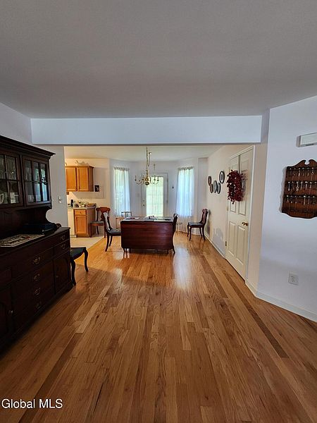 3rd image of 55 Morning Glory Way
