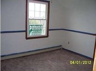 4th image of 4 Estate Dr