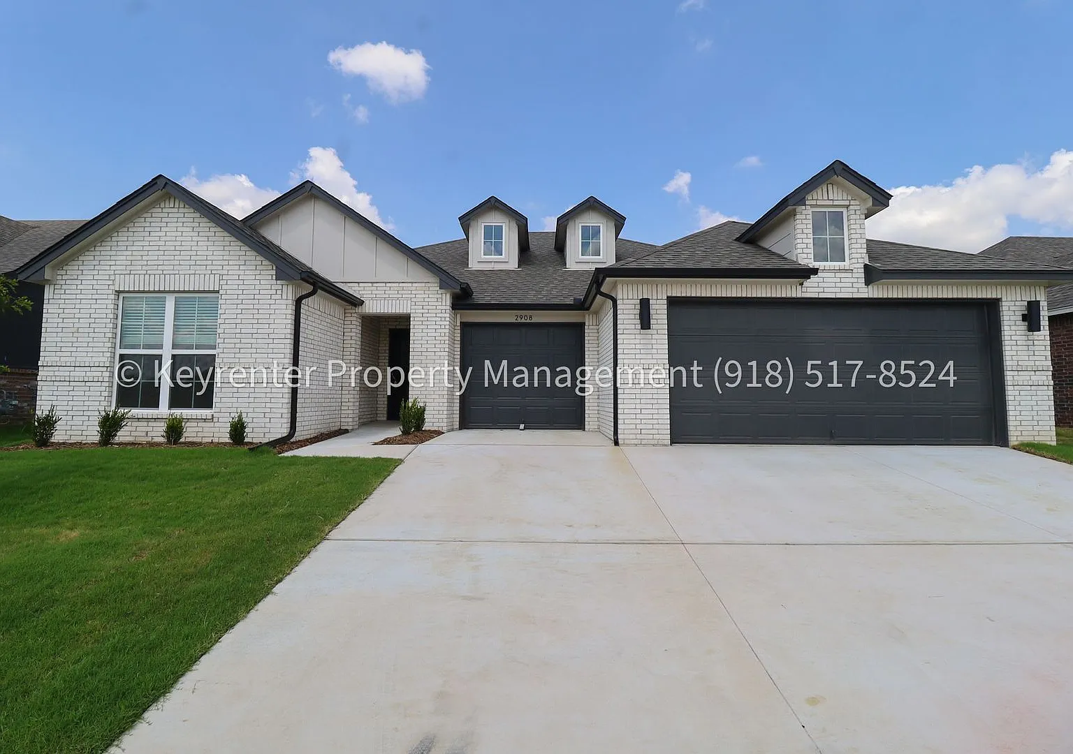 Stunning New Construction Simmons Home - 5 Bed 3 Bath - Move In Ready! — Photo 1