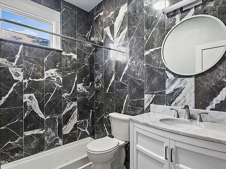 2142 Park Street — Photo 11