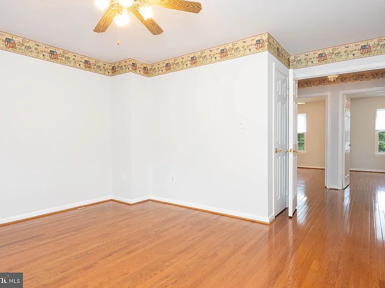 4683 Joanna Ct — Photo 28