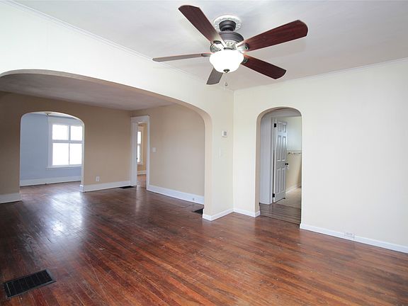 5th image of 10 Decatur St