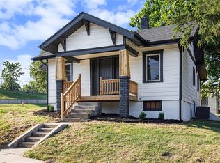 110 S Neconi Ave, Bonner Springs, KS 66012