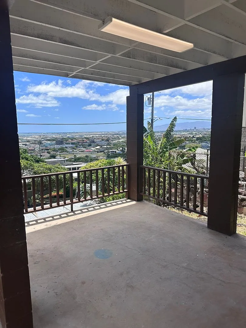 139A101I- 1701 Skyline Dr. — Photo 3
