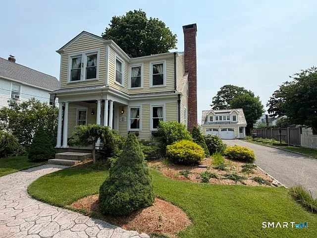 14 Pearl St — Photo 1