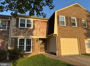 9404 Chatteroy Pl, Gaithersburg, MD 20886