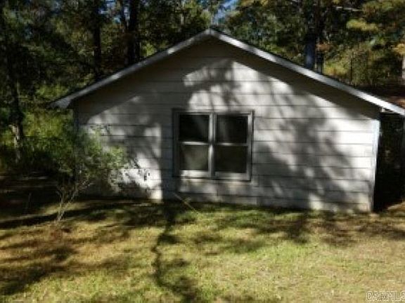 3rd image of 2701 Hixon Dr
