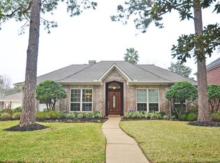 1719 S Medio River Cir, Sugar Land, TX 77478