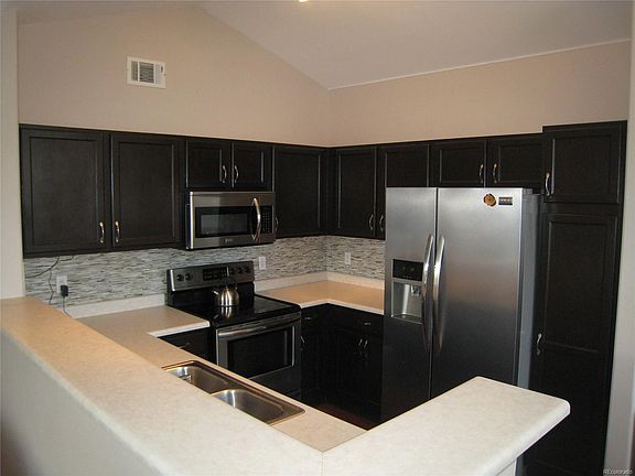 3rd image of 8500 E Jefferson Ave APT 2D