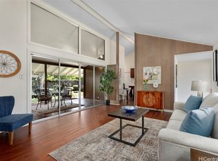 3312 E Manoa Rd, Honolulu, HI 96822