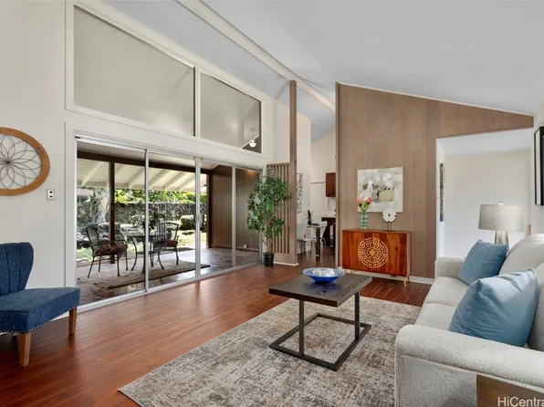 3312 E Manoa Rd, Honolulu, HI 96822