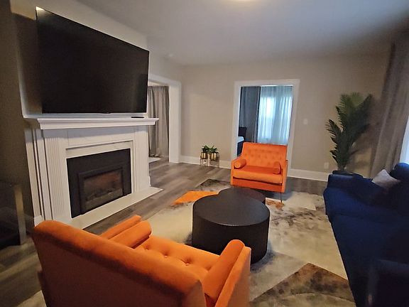 5th image of 3315 Milverton Rd #D