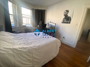 241 Freeman St APT 5, Brookline, MA 02446
