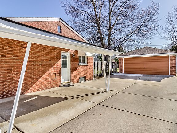 2nd image of 9122 Texas Ct