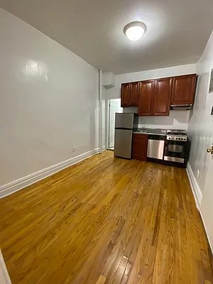 Rented by Peter R. Hungerford, LREB | media 6