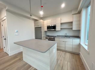 1510 N Shore Rd #304, Revere, MA 02151