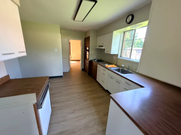 4022 W Chester Pike — Photo 7