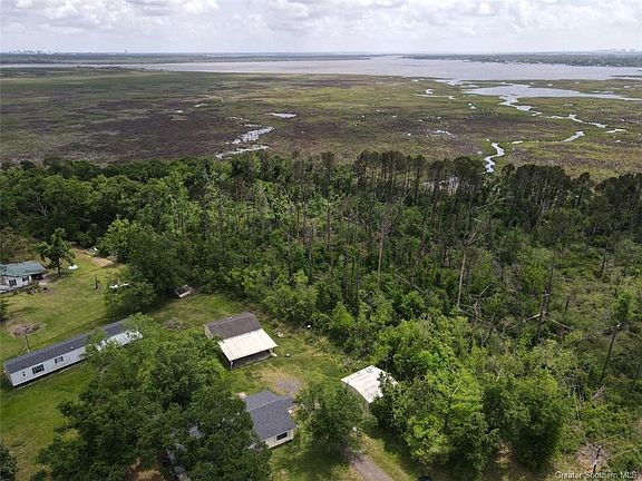 3rd image of 6745 Oak Lake Dr