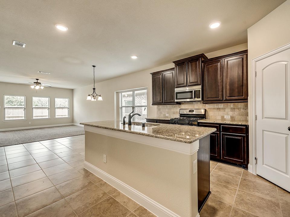1st image of 632 Teakwood Dr