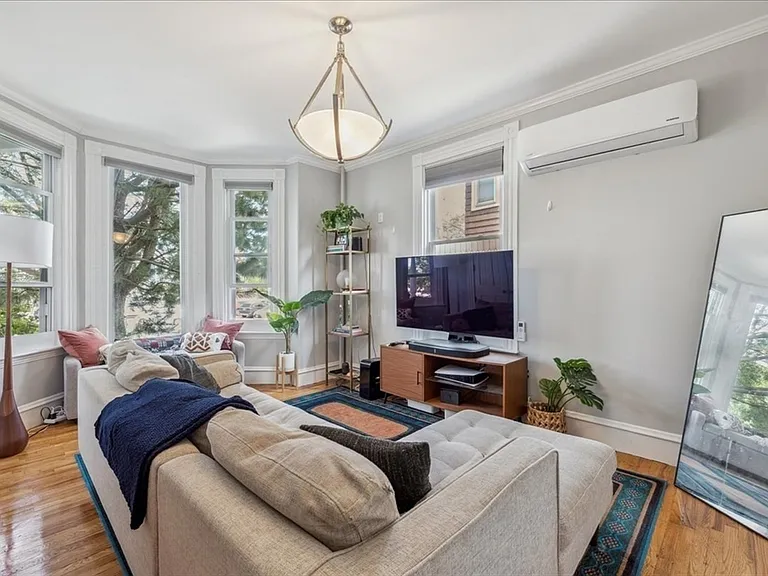 46 Beacon St #1 — Photo 6