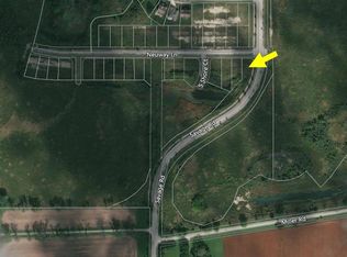 1242 Neuway Ln, Antioch, IL 60002
