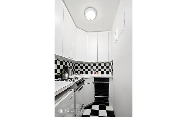 Rented by Douglas Elliman | media 13