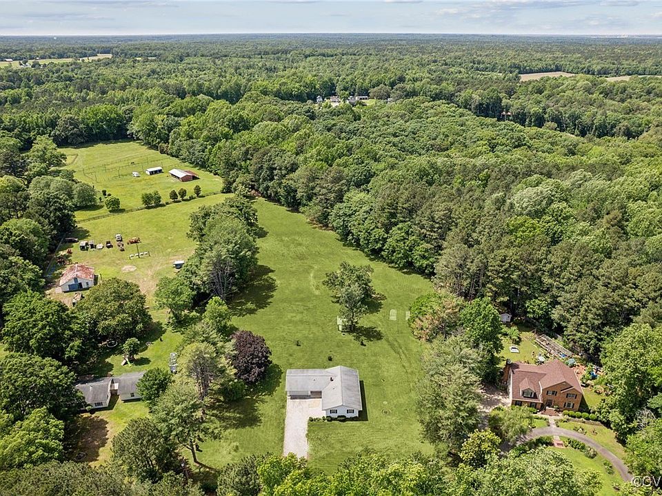 1st image of 7 Landing Cir