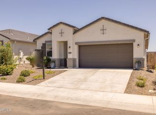 2421 W SABLE Avenue, Apache Junction, AZ 85120