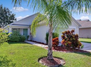 233 Windsor Estates Dr, Davenport, FL 33837