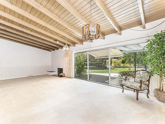 5th image of 4338 Manson Ave