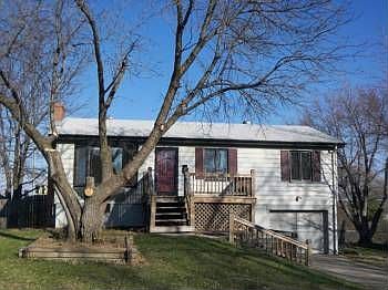 1st image of 8916 S Glenview Dr