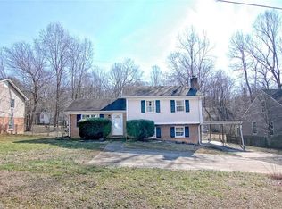 2507 Wood Valley Rd, Winston Salem, NC 27106