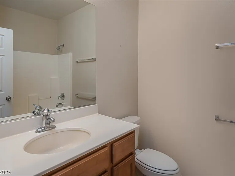 8229 Oakshire St — Photo 20