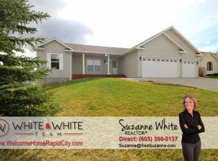 7025 Manchester St, Summerset, SD 57718