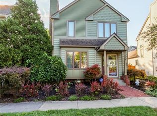 218 S Fitzhugh St, Rochester, NY 14608