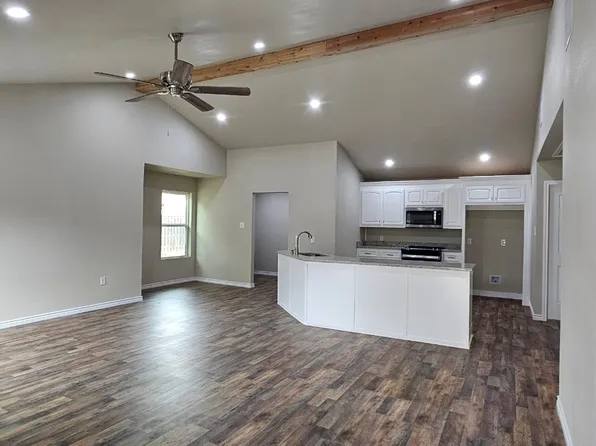 414 N Main St, Grand Saline, TX 75140