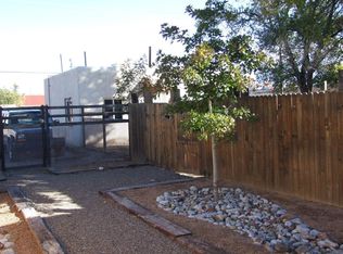 2307 New York Ave SW APT B, Albuquerque, NM 87104