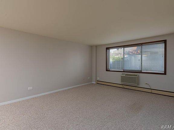 2nd image of 206 W Maple Ave APT Ll1